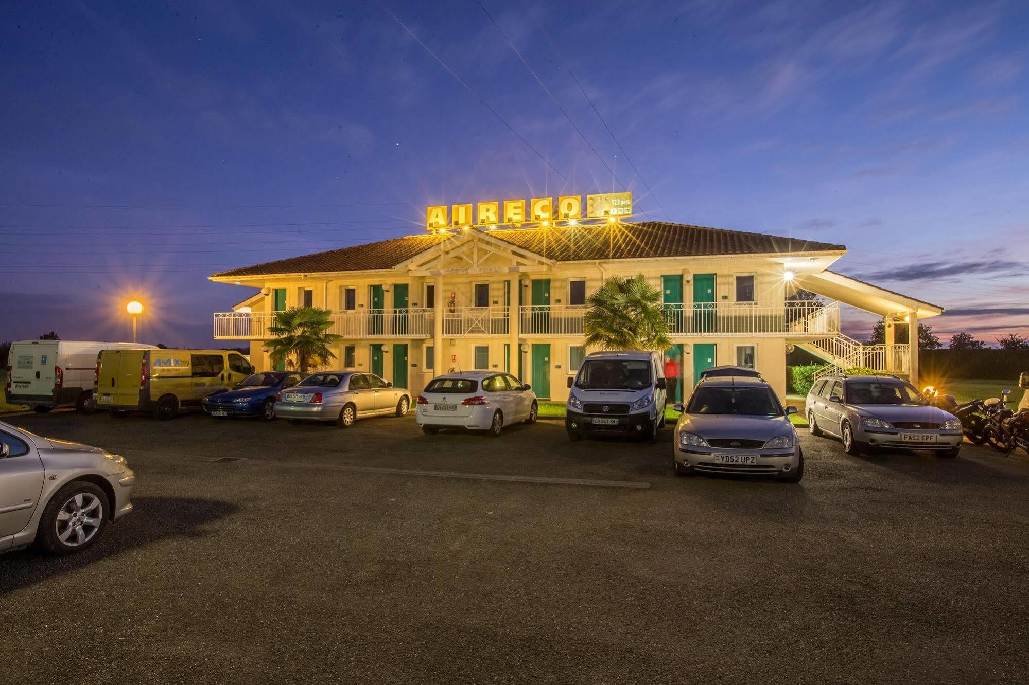 Hotel Aireco à Cazères-sur-lʼAdour Extérieur photo